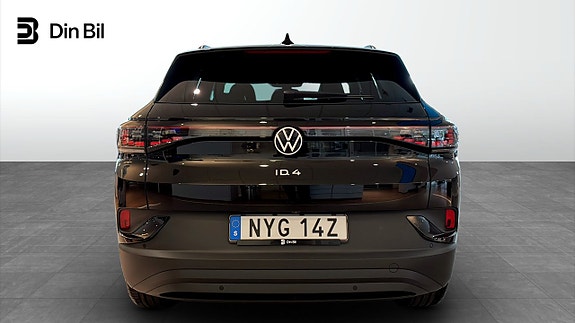 Volkswagen ID.4 5 of 12
