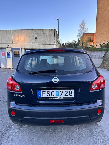 Nissan Qashqai 4 of 5