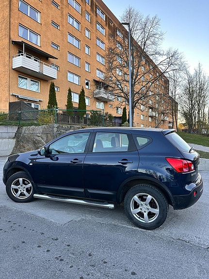 Nissan Qashqai 2 of 5