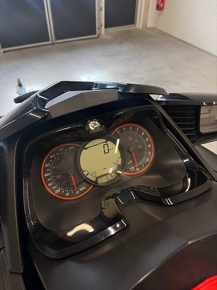 Sea-Doo RXT 300 RS -2017 - 60 timmar ! 12 of 12