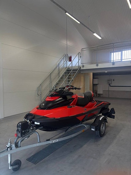 Sea-Doo RXT 300 RS -2017 - 60 timmar ! 8 of 12