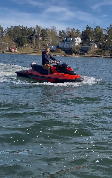 Sea-Doo RXT 300 RS -2017 - 60 timmar ! 5 of 12