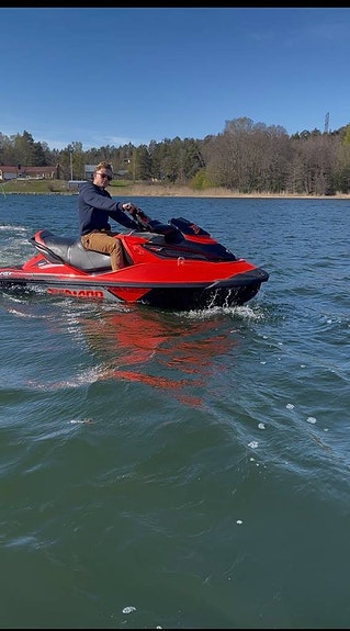 Sea-Doo RXT 300 RS -2017 - 60 timmar ! 4 of 12
