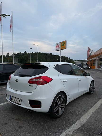 Kia Ceed 5 of 11