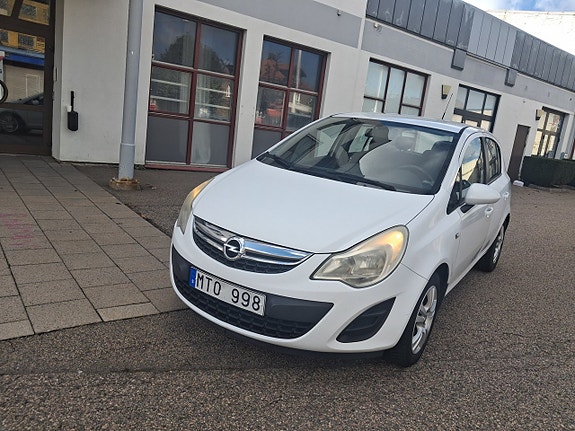Opel Corsa 2 of 11