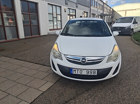 Opel Corsa 3 of 11