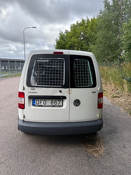 Volkswagen Caddy 4 of 6