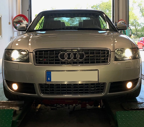 Audi S4 9 of 30