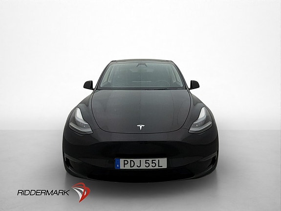 Tesla Model Y 3 of 30