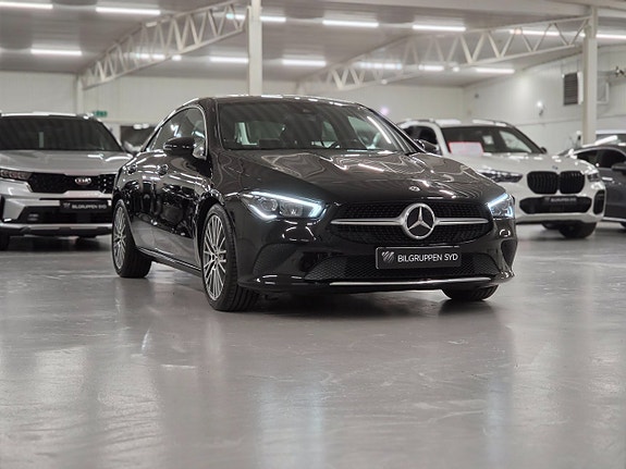 Mercedes-Benz CLA180 4 of 21