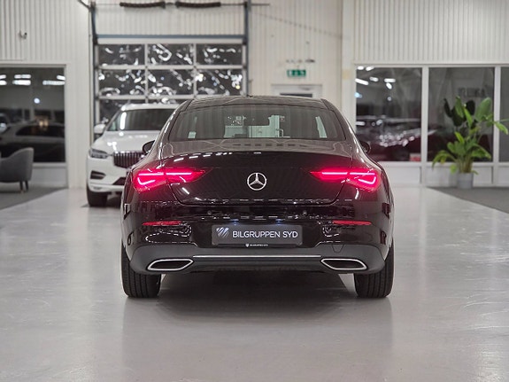 Mercedes-Benz CLA180 5 of 21