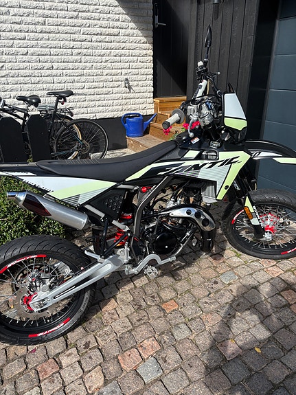 Fantic XM Performance 50 cc 2 of 4