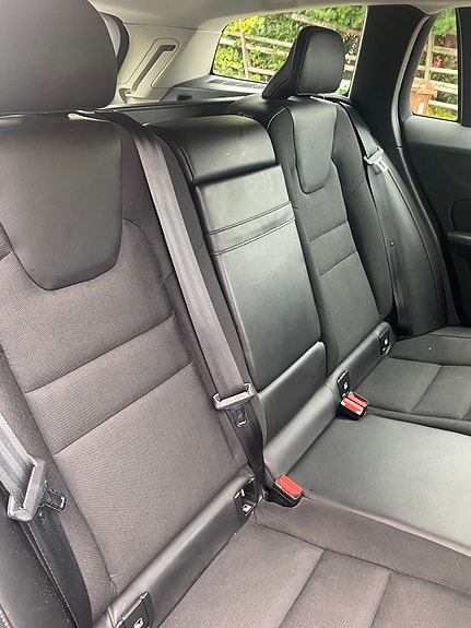 Volvo V60 8 of 13
