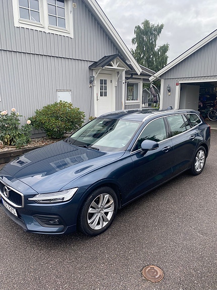 Volvo V60 2 of 13