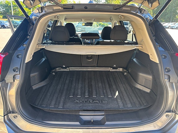 Nissan X-Trail 22 of 27