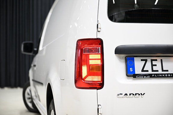 Volkswagen Caddy Maxi 16 of 29