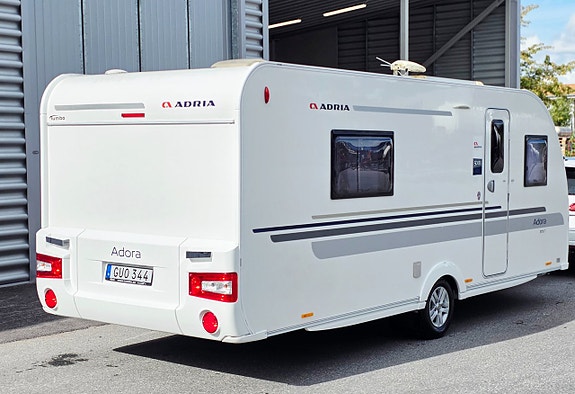 Adria 572 UT Långbädd / ALDE / PANORAMA Köp från 1523:- / Månaden 4 of 23