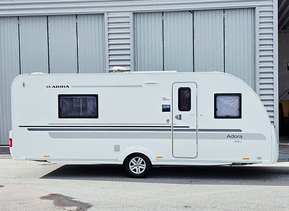 Adria 572 UT Långbädd / ALDE / PANORAMA Köp från 1523:- / Månaden 3 of 23