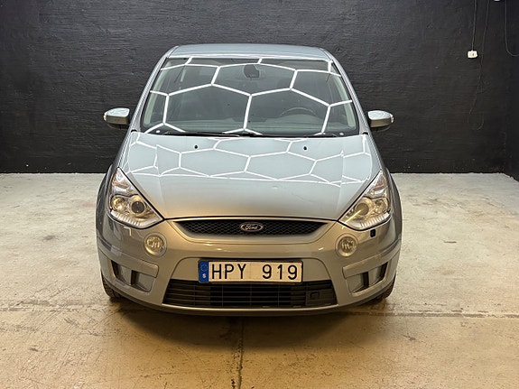 Ford S-MAX 3 of 21