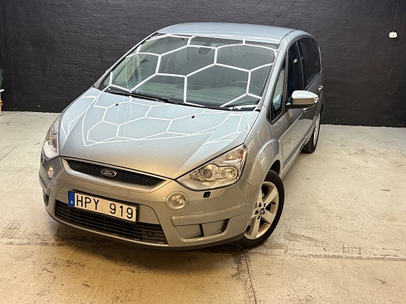 Ford S-MAX 2 of 21