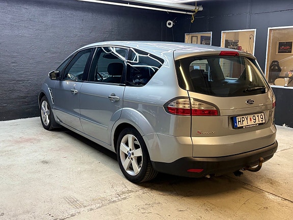 Ford S-MAX 7 of 21