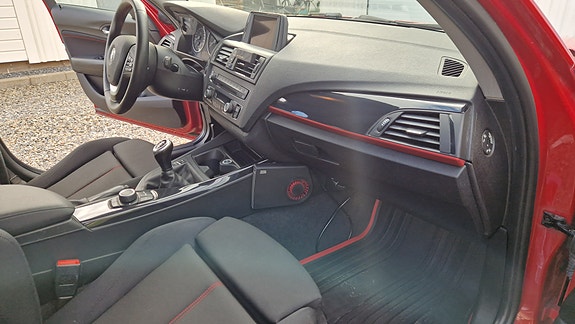 BMW 116i 10 of 12