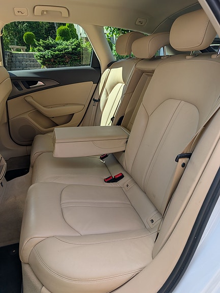 Audi A6 8 of 9