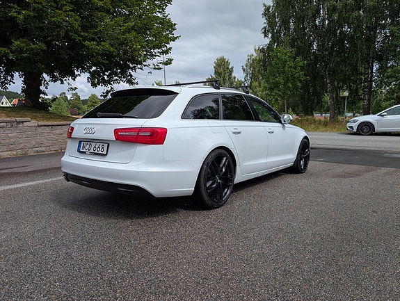 Audi A6 3 of 9