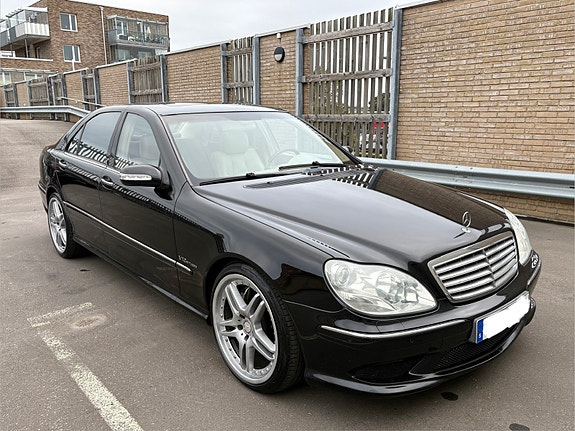 Mercedes-Benz S600 5 of 10