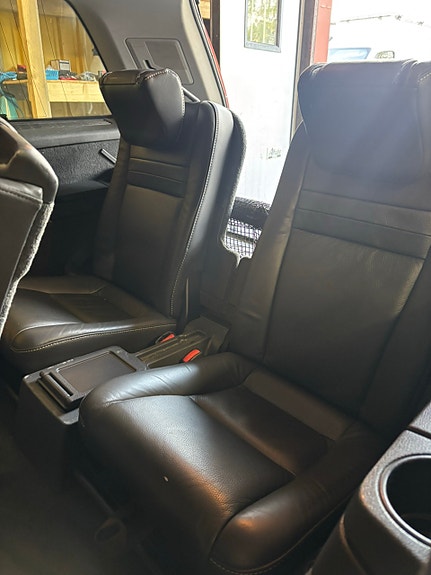 Volvo XC90 4 of 8