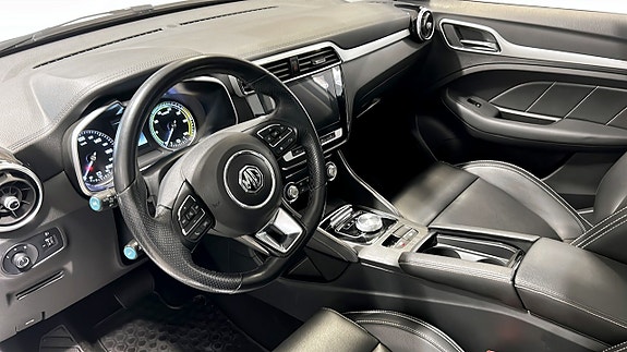 MG ZS EV 12 of 13