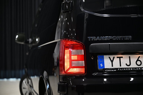 Volkswagen Transporter 16 of 30
