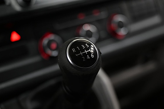 Volkswagen Transporter 26 of 30