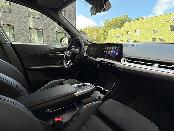 BMW X1 4 of 8