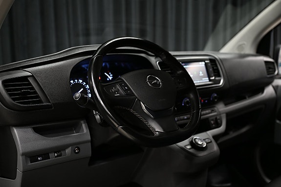 Opel Vivaro 15 of 30