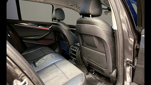 BMW 520d 20 of 24