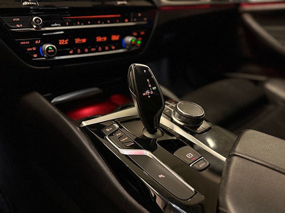 BMW 520d 14 of 24