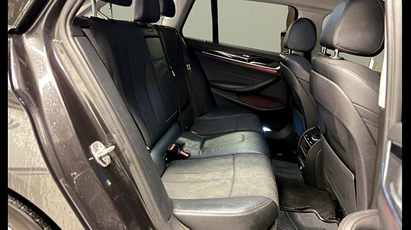 BMW 520d 19 of 24