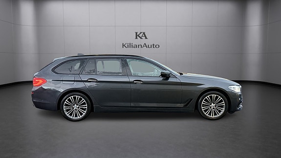 BMW 520d 2 of 24