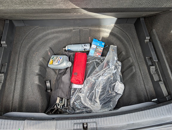 Volkswagen Golf VII 11 of 12