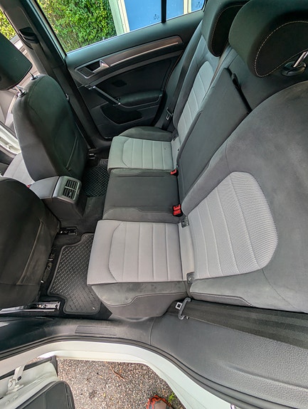 Volkswagen Golf VII 8 of 12