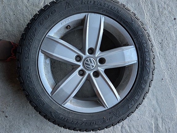 Volkswagen Golf VII 12 of 12