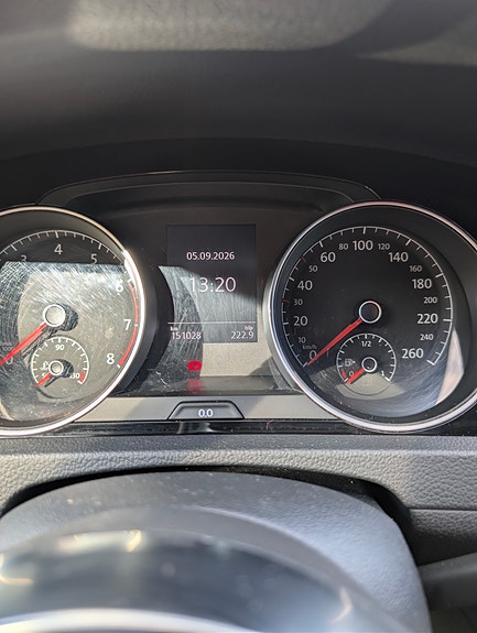 Volkswagen Golf VII 7 of 12