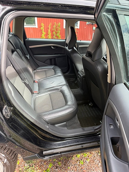 Volvo V70 10 of 11