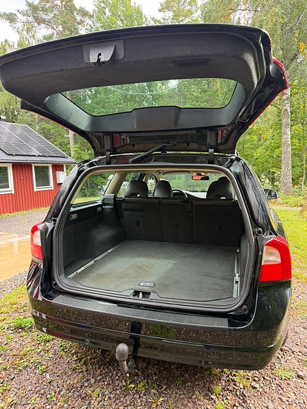 Volvo V70 11 of 11