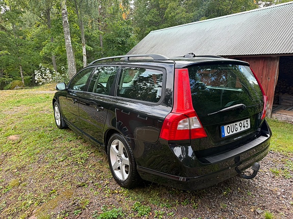 Volvo V70 6 of 11