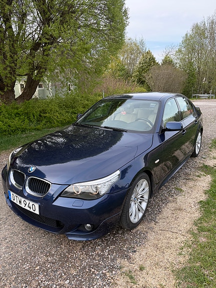 BMW 525i 6 of 9