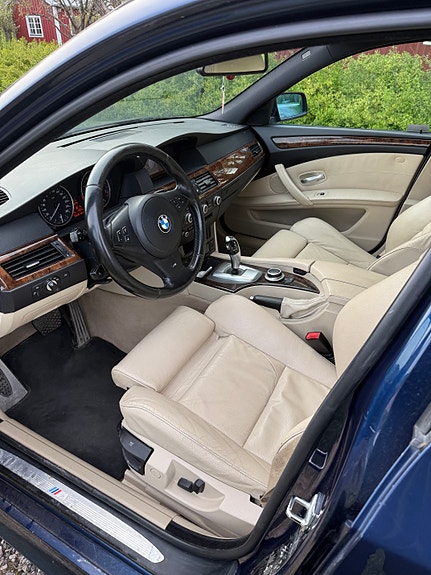 BMW 525i 9 of 9