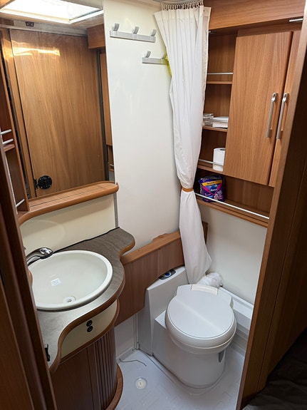 KABE 590 Royal 10 of 10