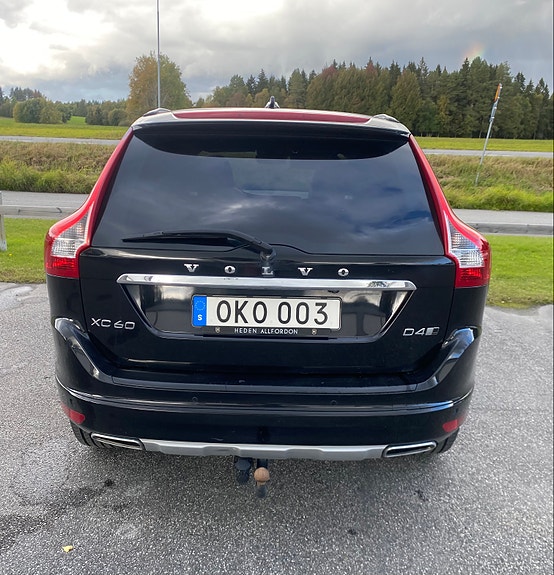 Volvo XC60 4 of 10